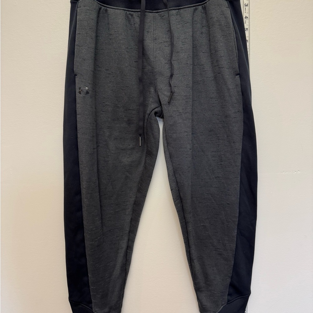 Under Armour ColdGear Mens Small Jogger Sweatpants Gray Black Loose
